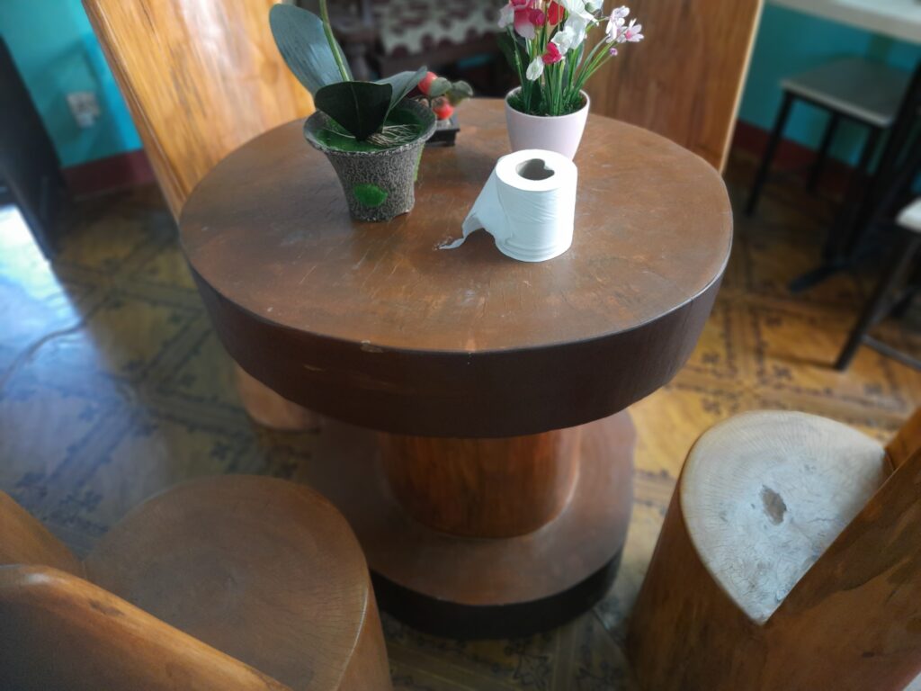 Mr. Universe Round Table