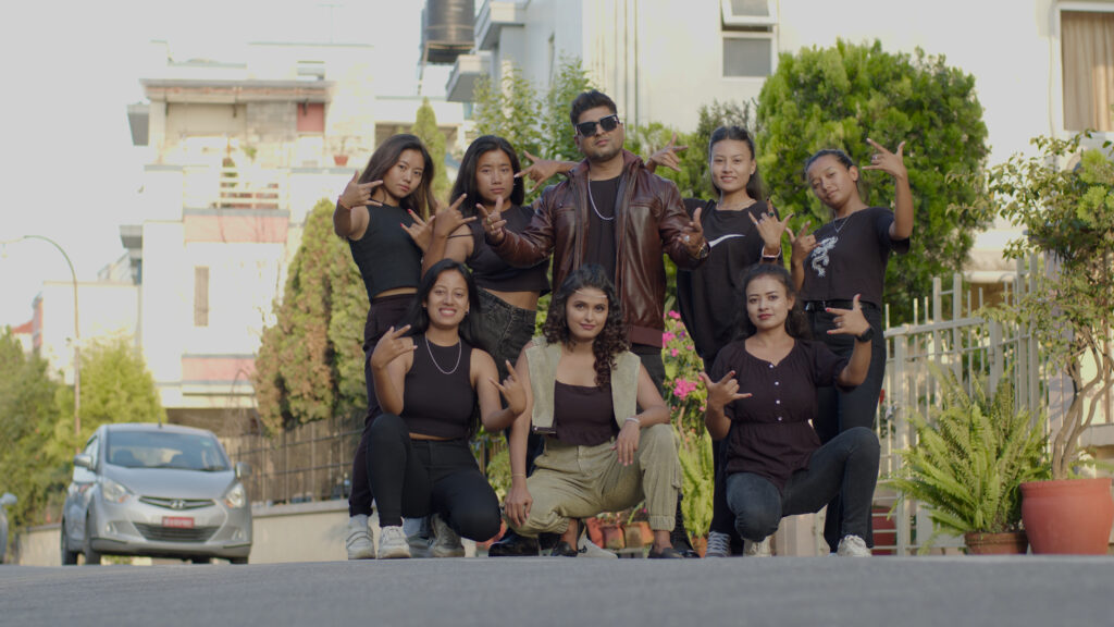 Rocking mood of Glamour song team