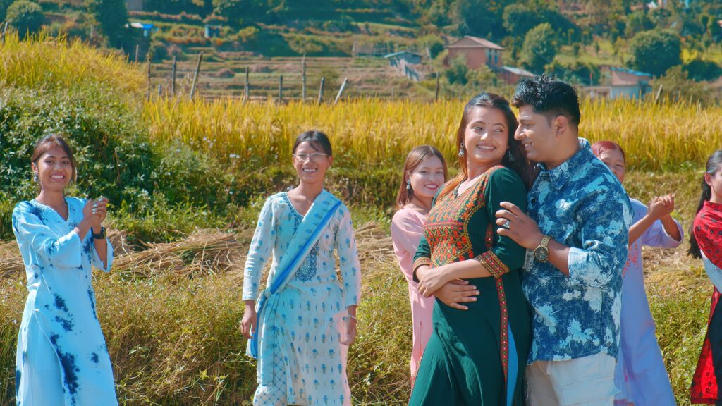 Dhan Pakyo Khetaima-Mr. Universe