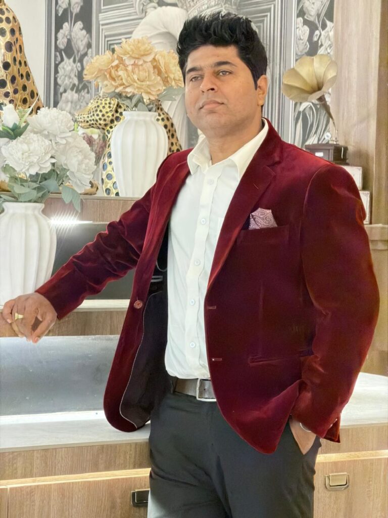 Life and Time of Mr. Universe-3