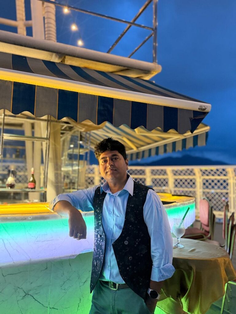 Mr. Universe on Skywalk Tower