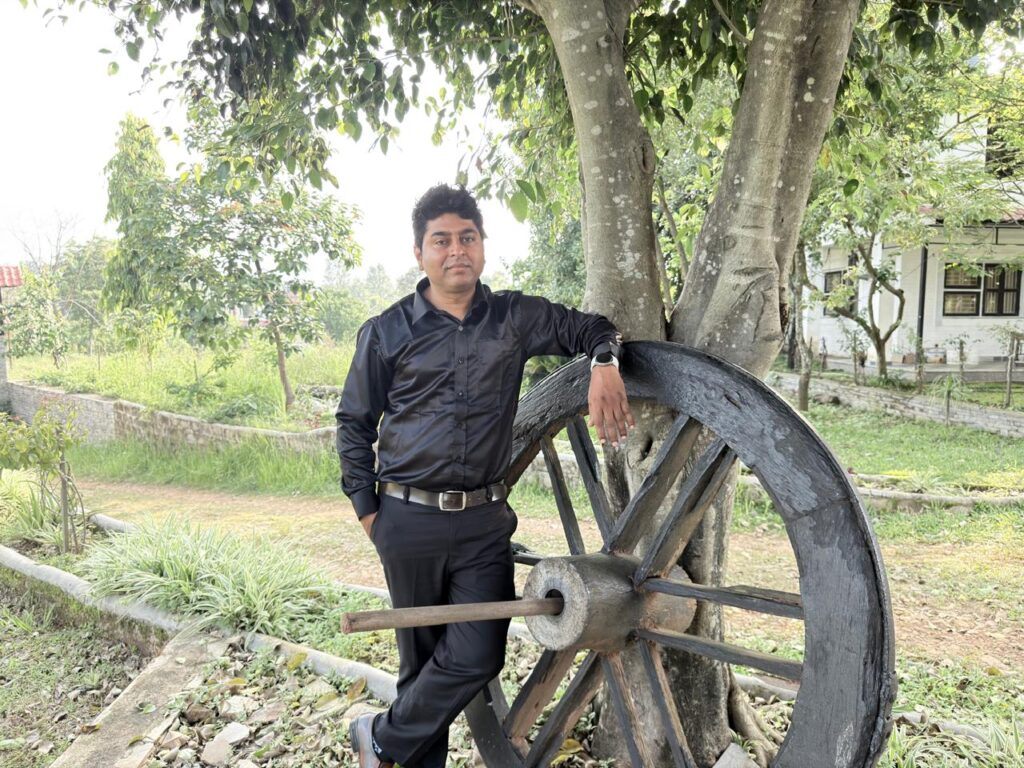 Mr. Universe, making his own path